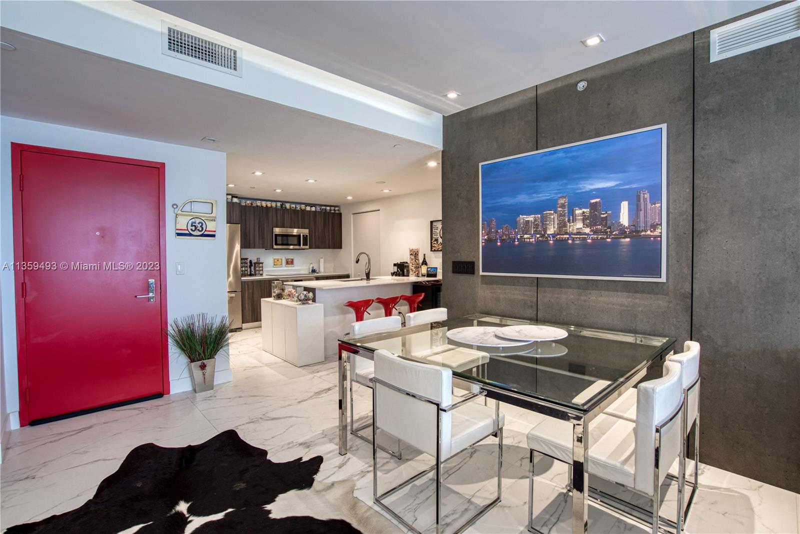 ARIA ON THE BAY CONDO - Residential