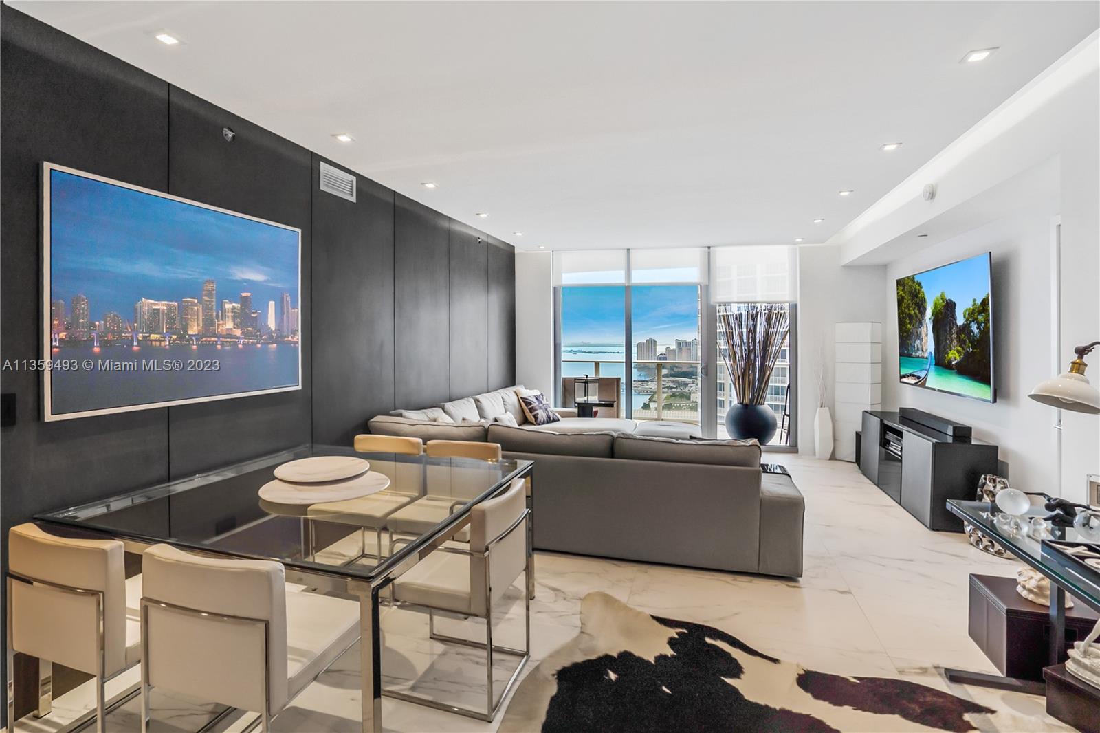 ARIA ON THE BAY CONDO - Residential