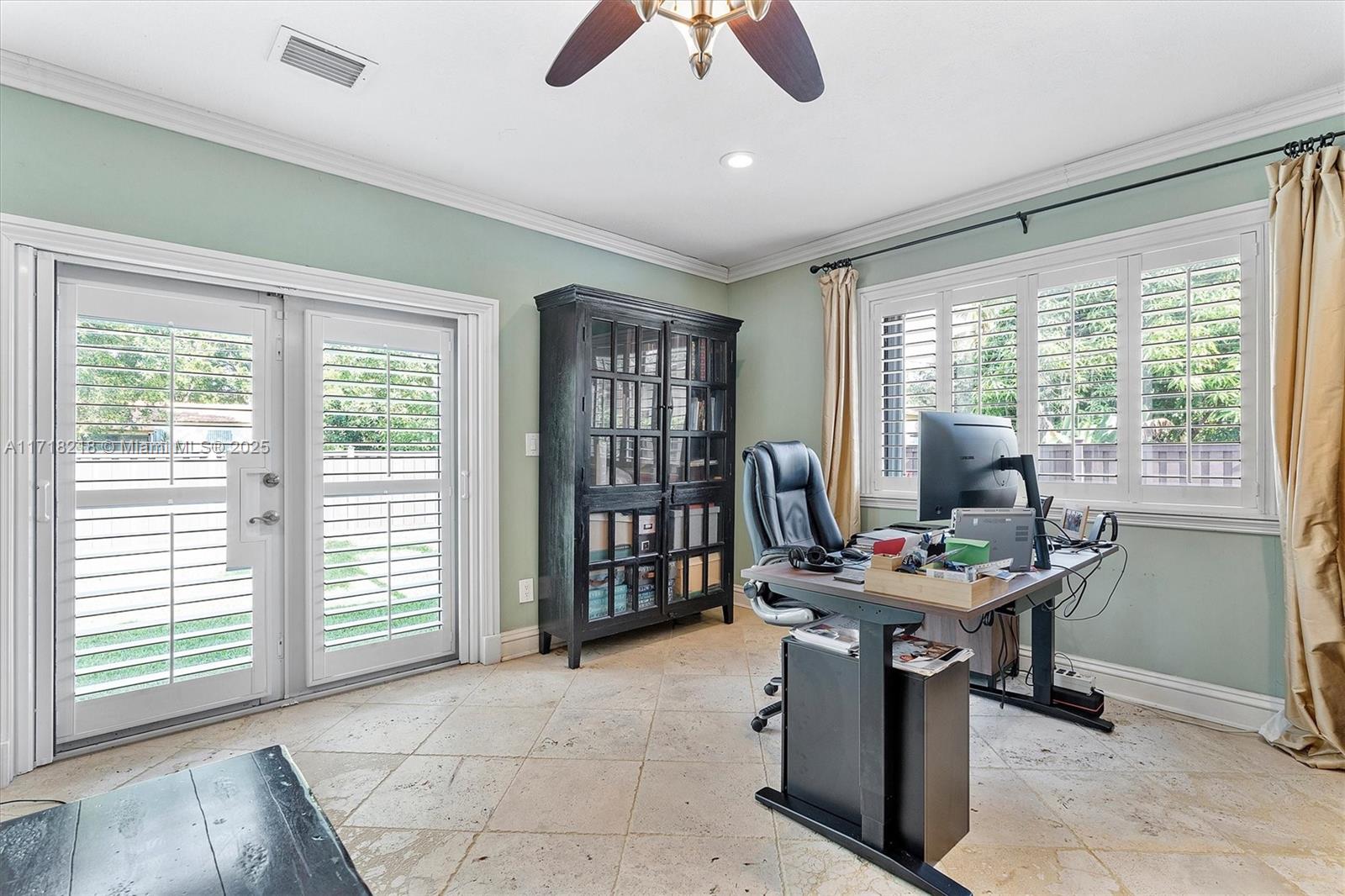 MIAMI SHORES SEC 6 - Residential