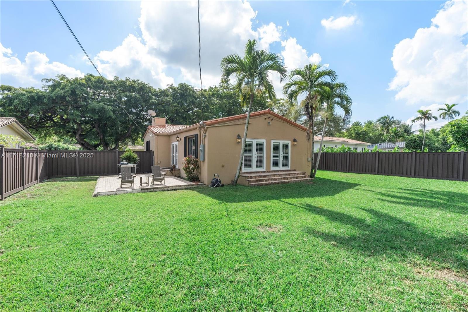 MIAMI SHORES SEC 6 - Residential