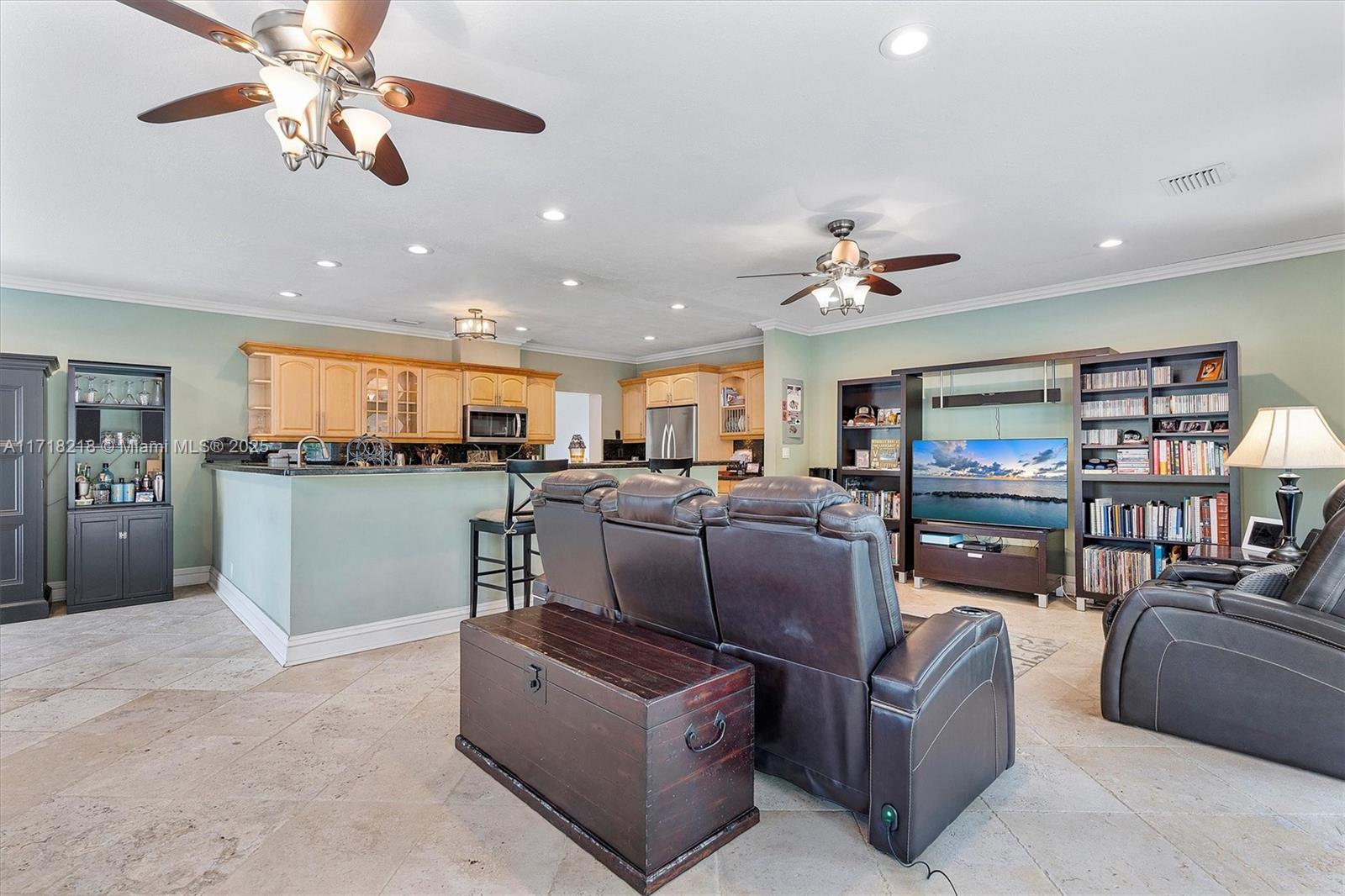MIAMI SHORES SEC 6 - Residential