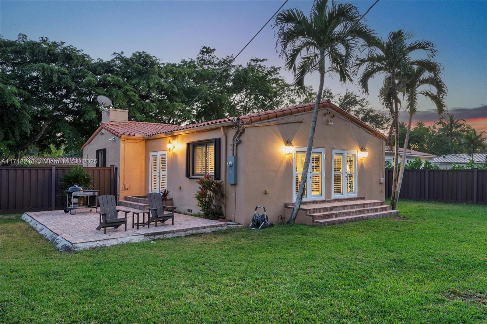MIAMI SHORES SEC 6 - Residential