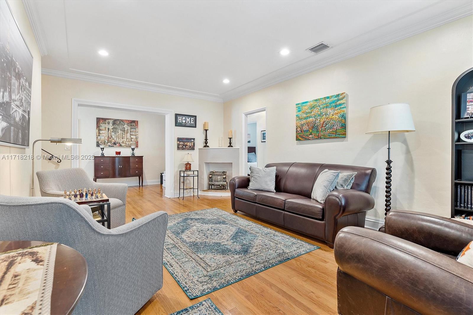 MIAMI SHORES SEC 6 - Residential