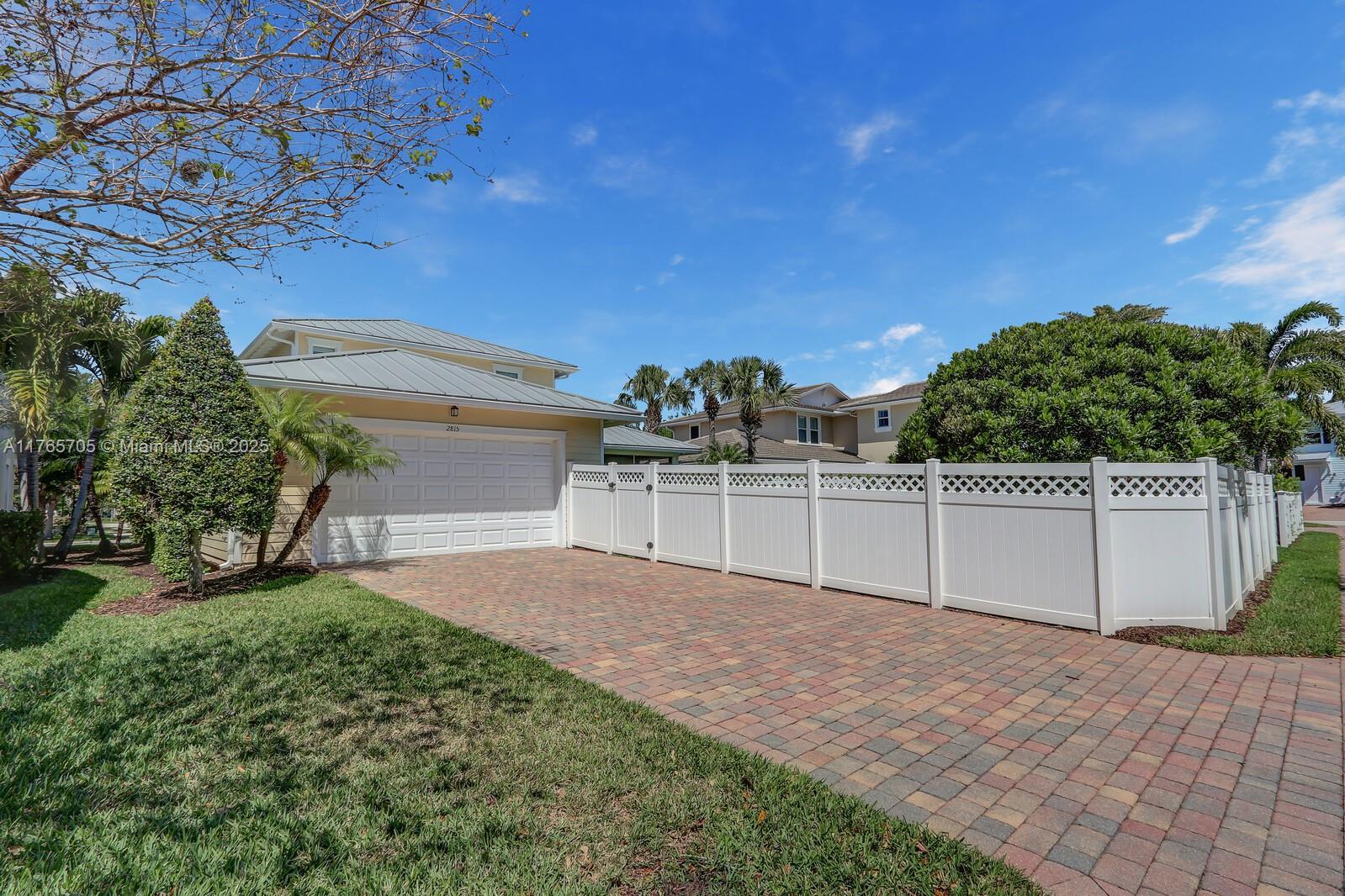WINDSOR PARK AT ABACOA PL - Residential