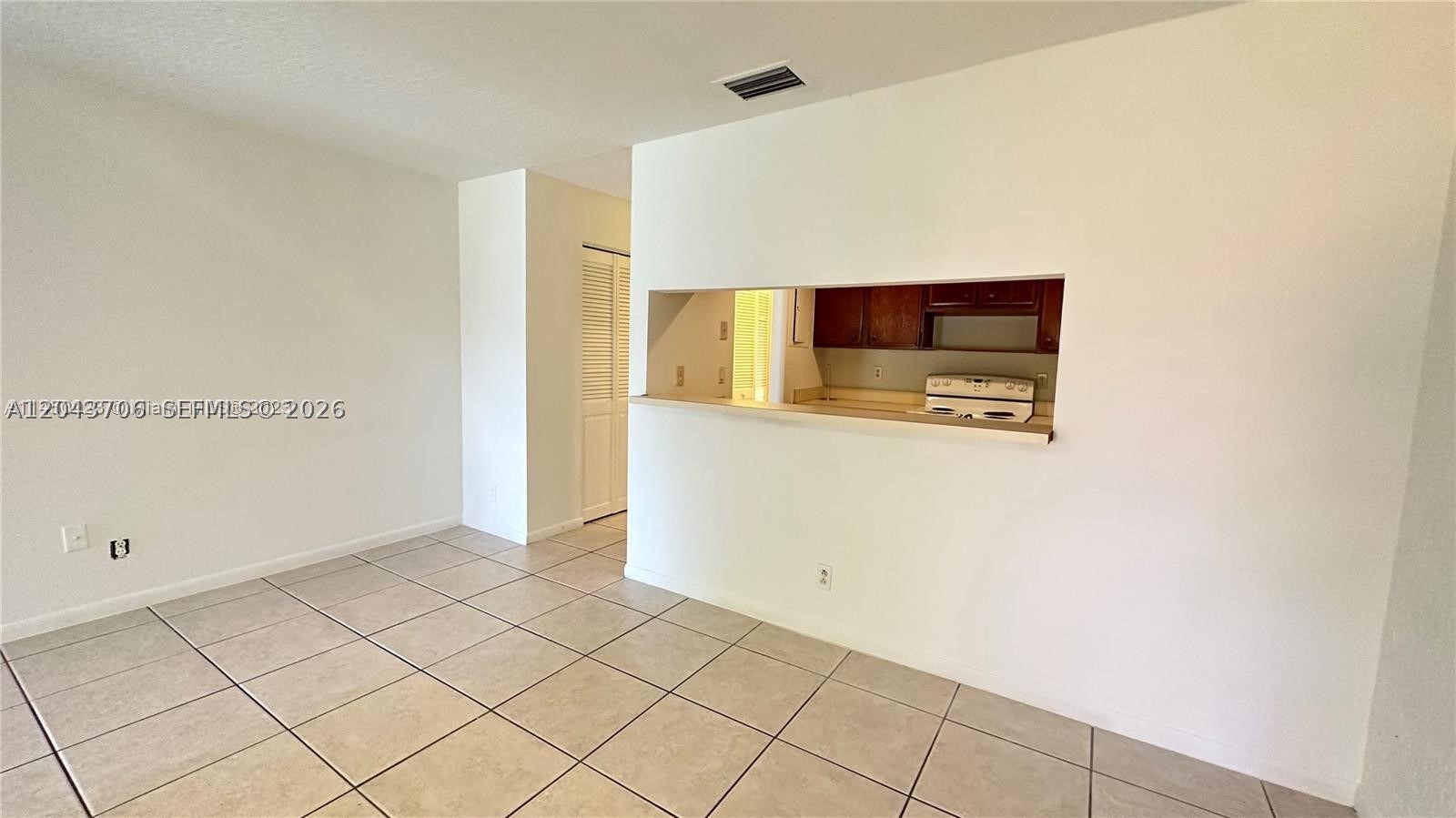 DEL RIO VILLAGE - Residential