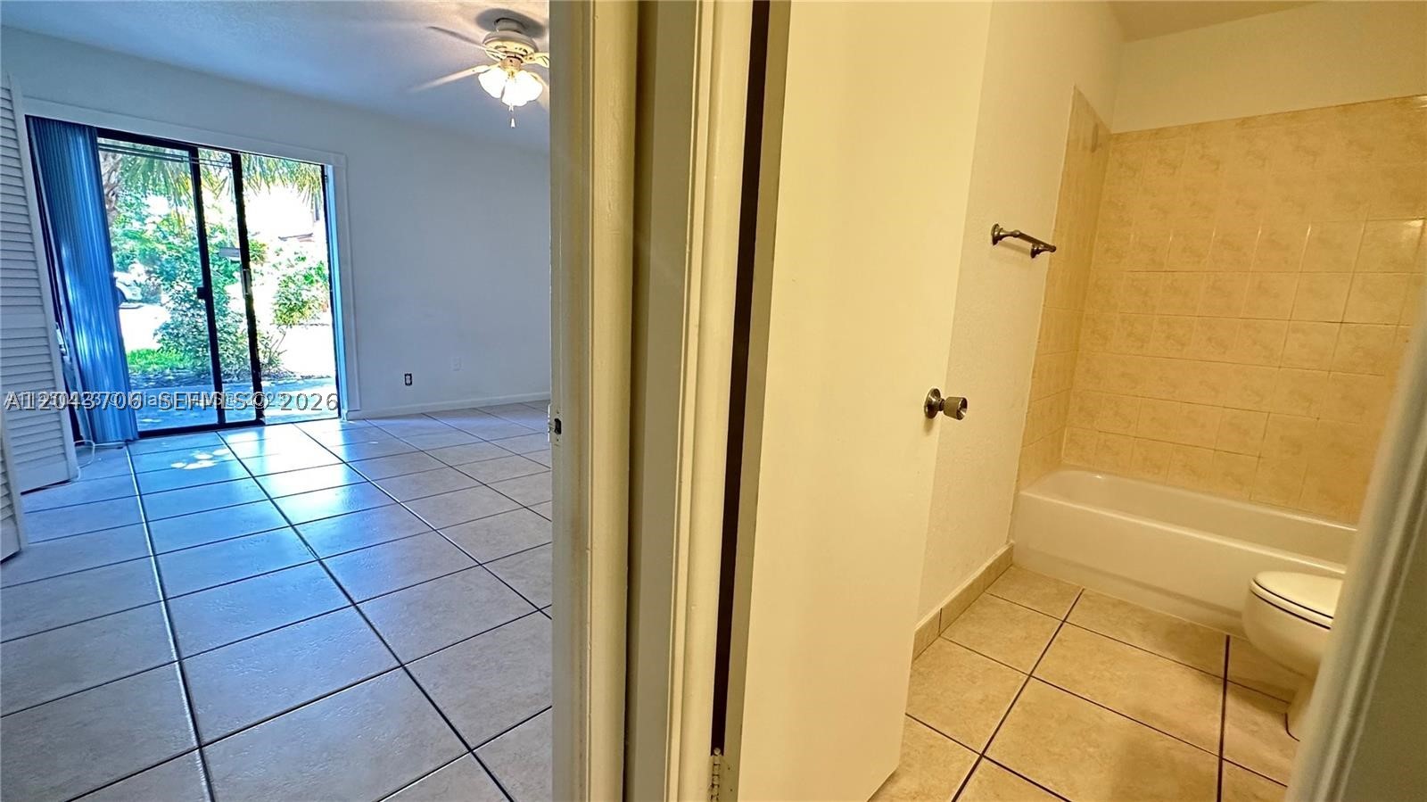 DEL RIO VILLAGE - Residential