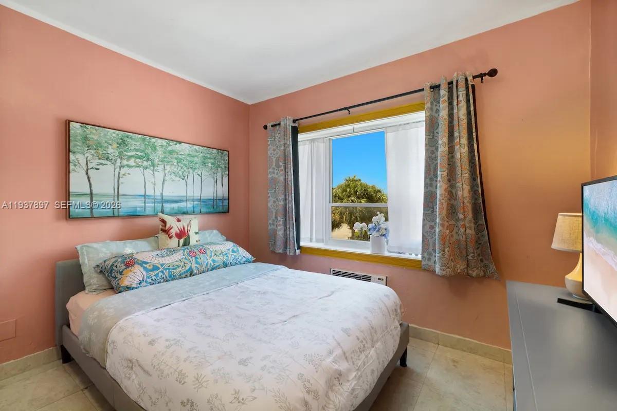 THE MANTELL CONDO - Residential