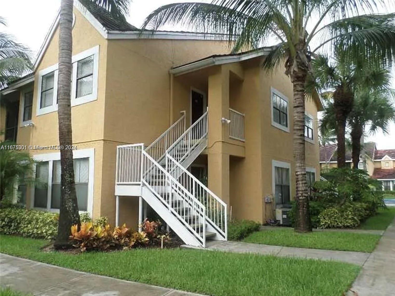 Cozy 2nd floor apartment with washer/dryer in unit. 2/2 freshly painted.
Great condo close to parks & shopping, GYM, POOL, RACKETBALL COURT, access to hammock trails park and more!
Available Dec 1st, showing after 11/8/24
Rental Insurance is REQUIRED. Renter's insurance must be purchased before moving in, landlord should be named beneficiary in the Policy