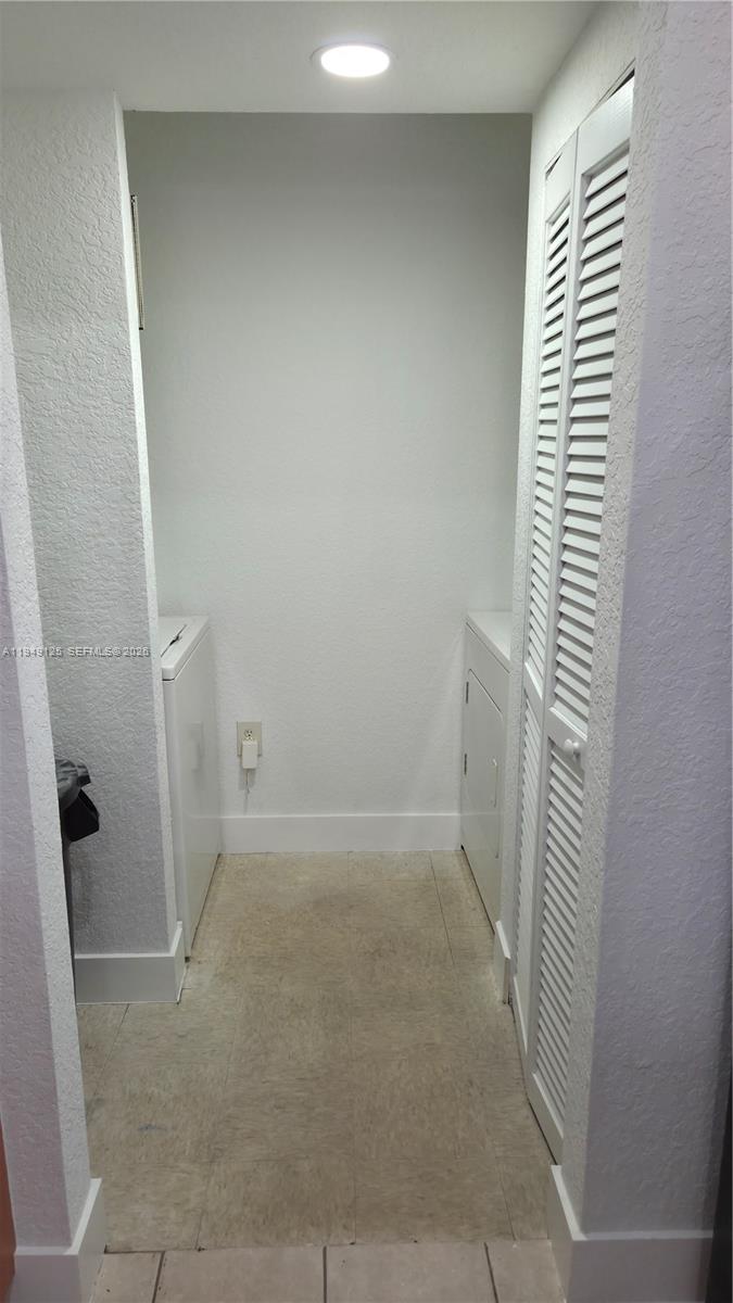 BELMONT AT NORTH LAUDERDA - Residential Lease