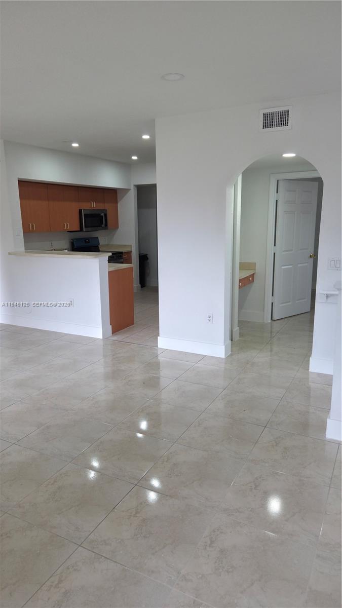 BELMONT AT NORTH LAUDERDA - Residential Lease