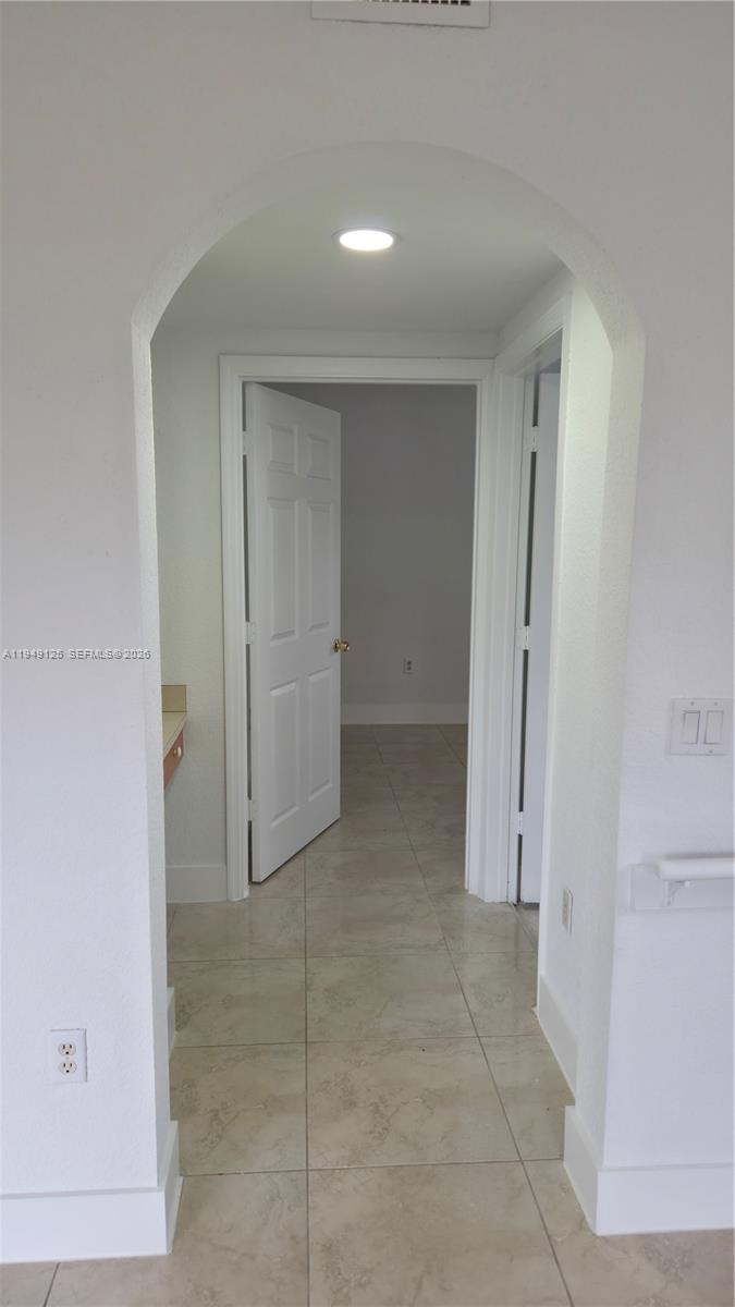 BELMONT AT NORTH LAUDERDA - Residential Lease
