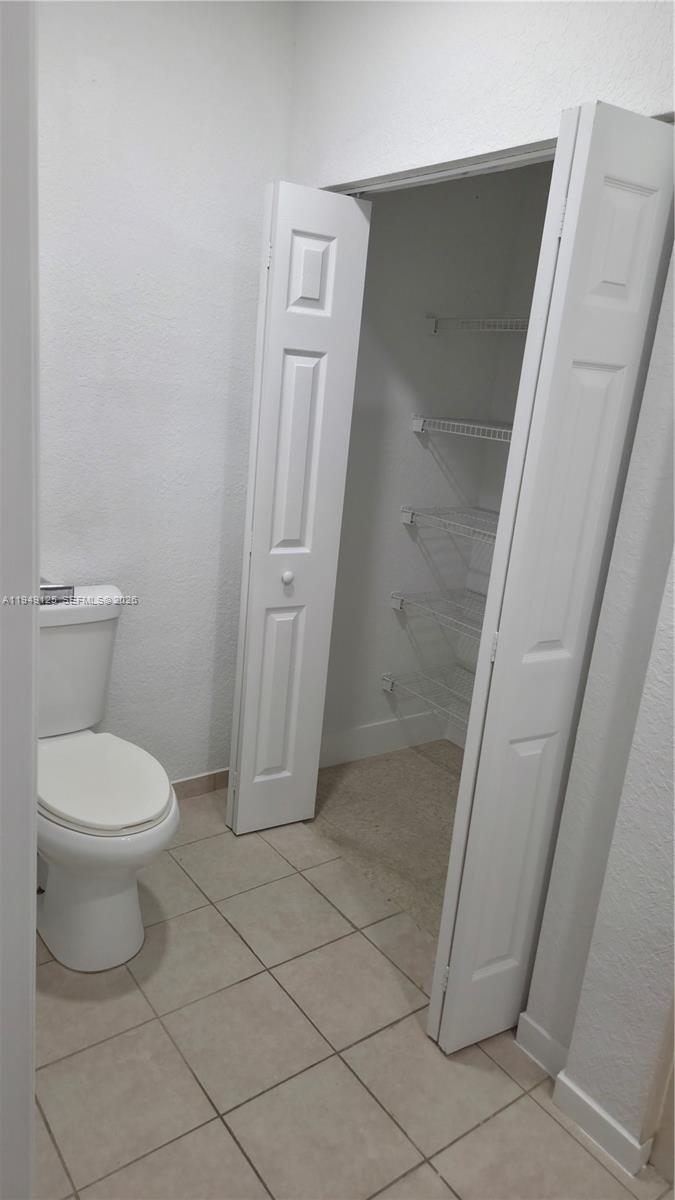BELMONT AT NORTH LAUDERDA - Residential Lease