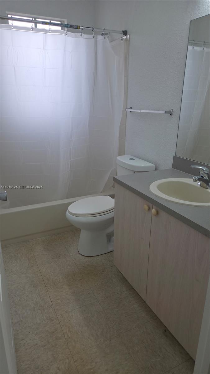 BELMONT AT NORTH LAUDERDA - Residential Lease