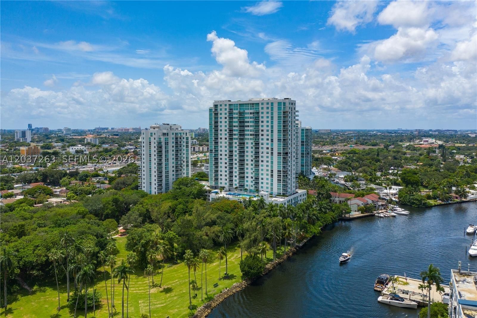 TERRAZAS RIVERPARK VILLAG - Residential Lease