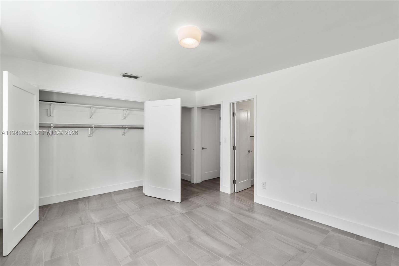 STADLER GROVE ADDN NO 1 - Residential Lease