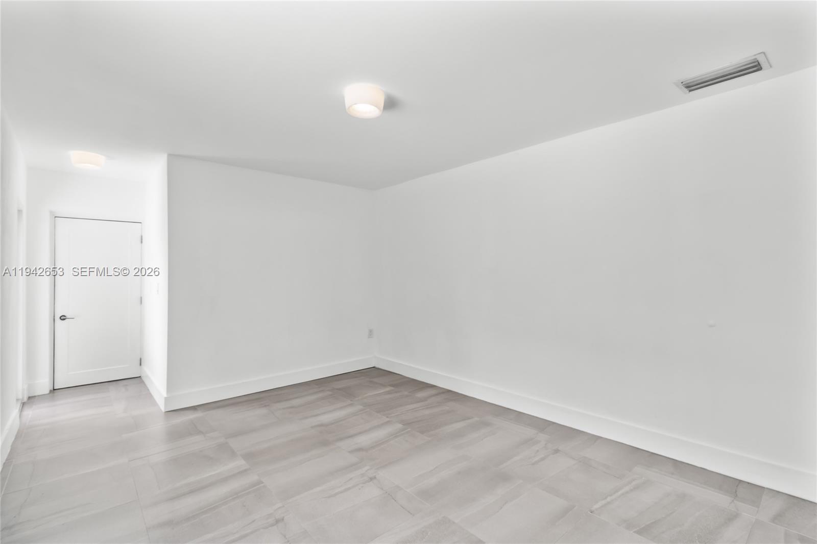 STADLER GROVE ADDN NO 1 - Residential Lease