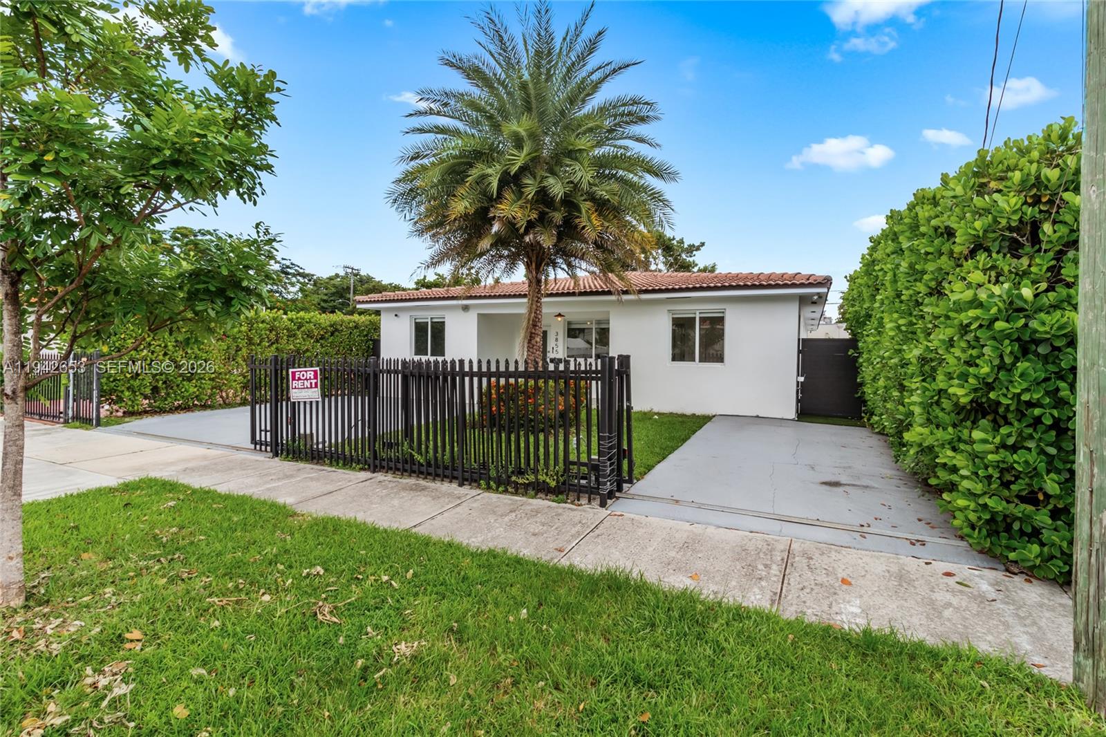STADLER GROVE ADDN NO 1 - Residential Lease