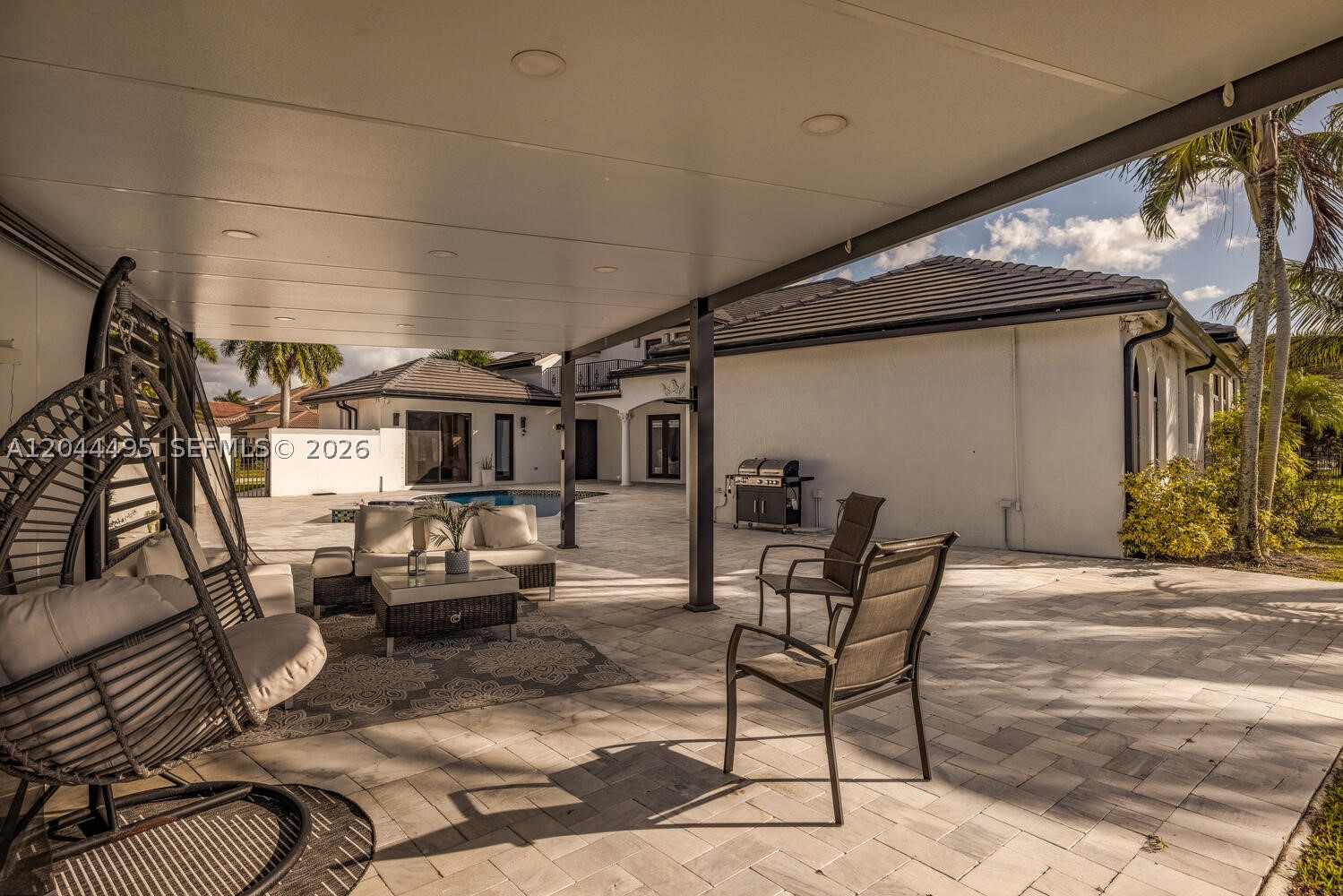 SUNSET LAKES PLAT ONE - Residential