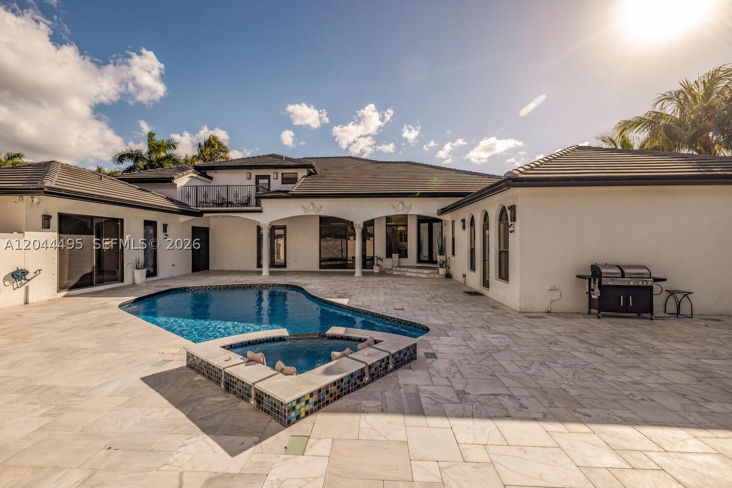 SUNSET LAKES PLAT ONE - Residential