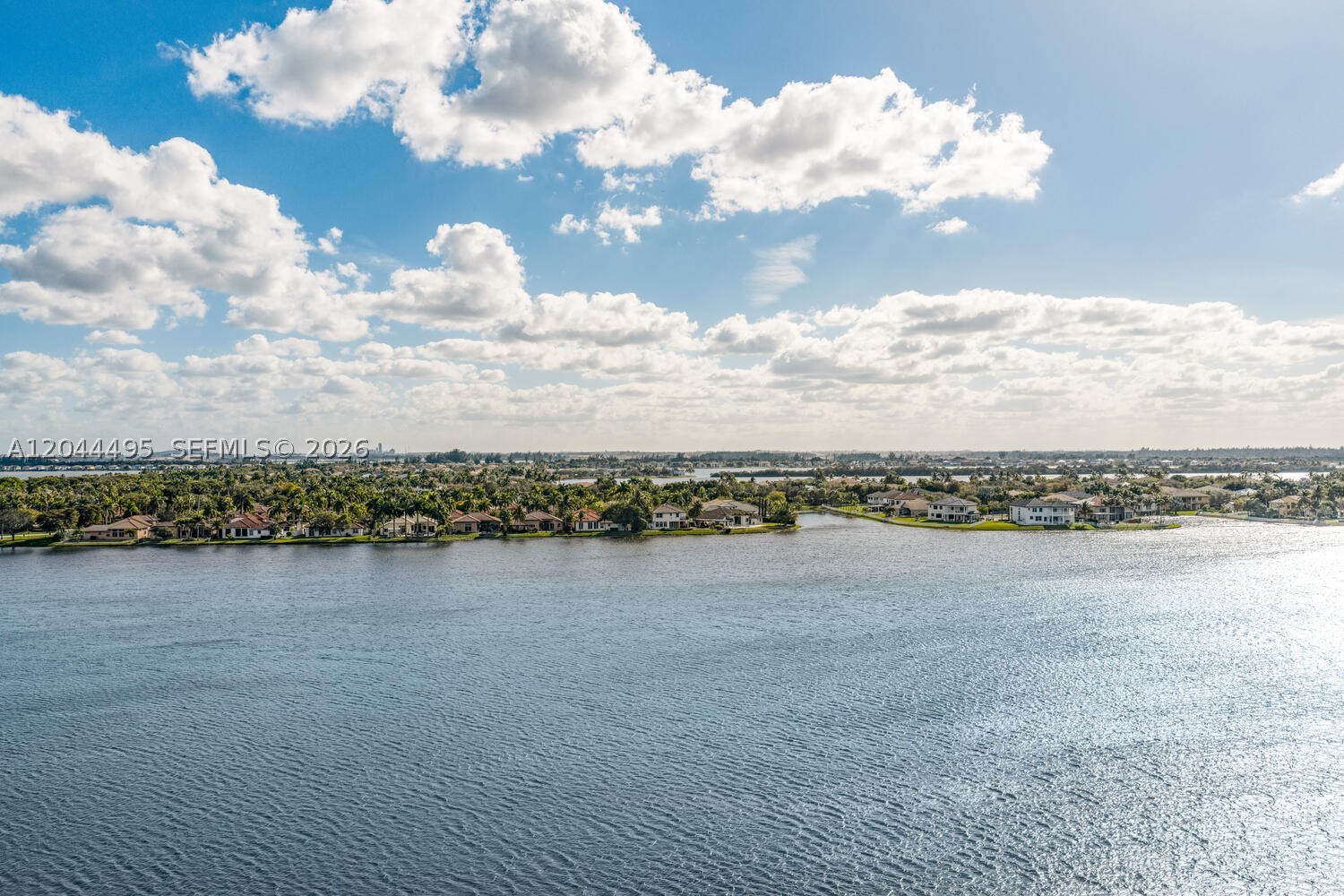 SUNSET LAKES PLAT ONE - Residential