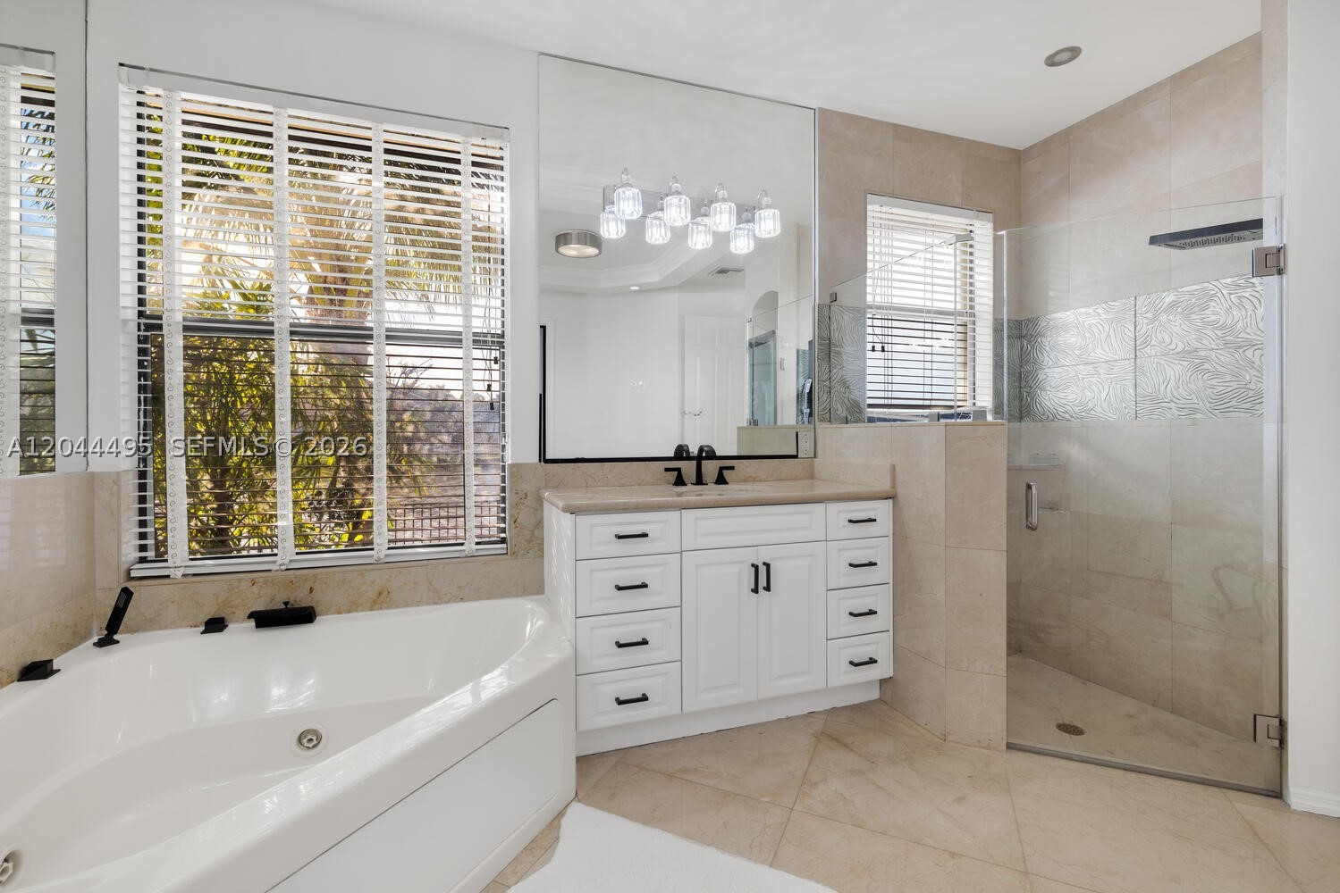 SUNSET LAKES PLAT ONE - Residential