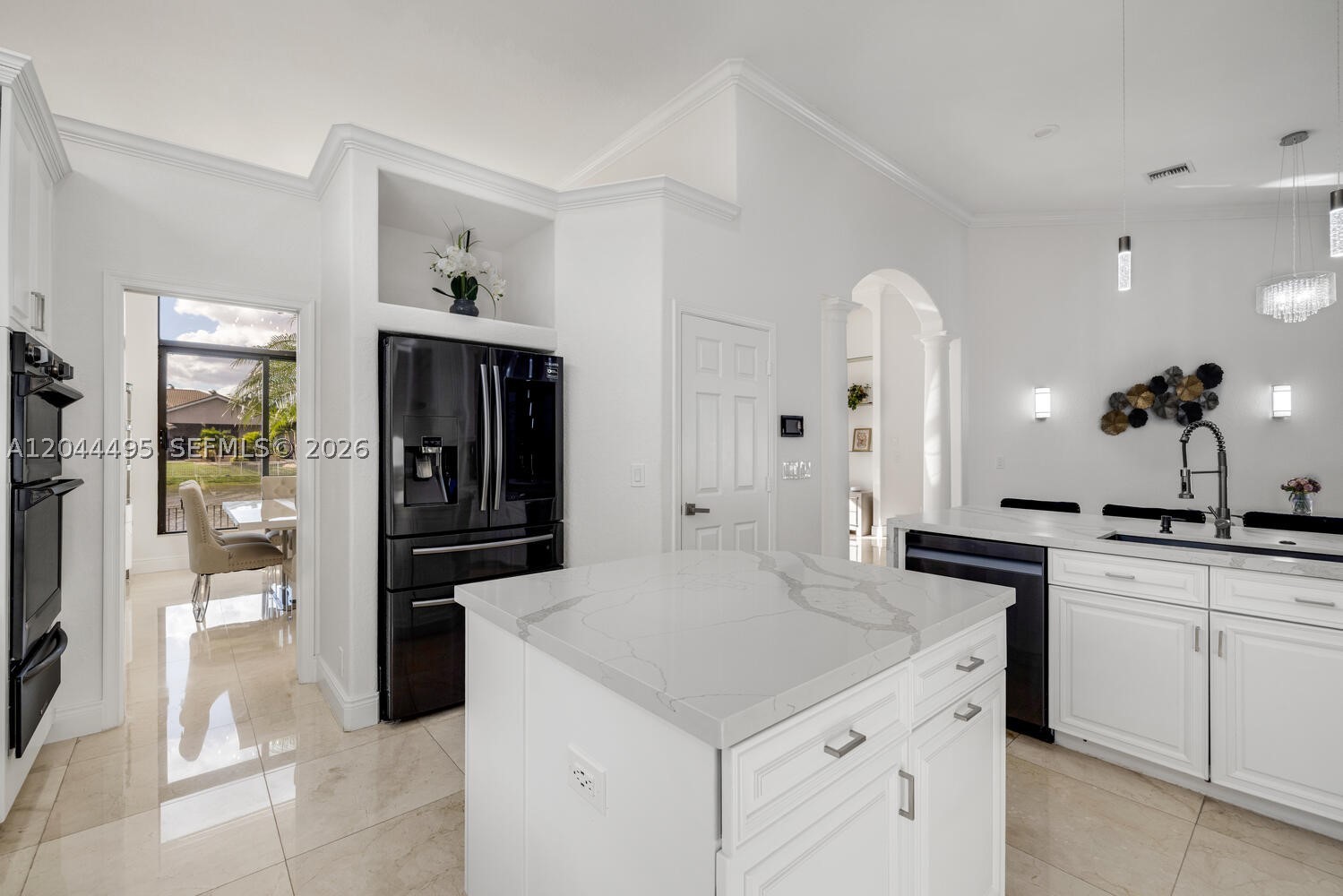 SUNSET LAKES PLAT ONE - Residential