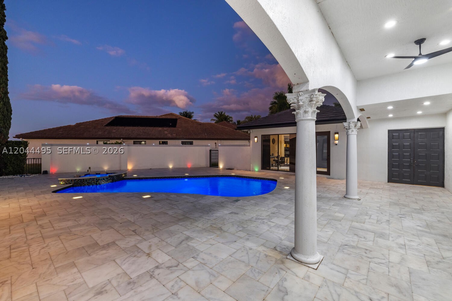SUNSET LAKES PLAT ONE - Residential