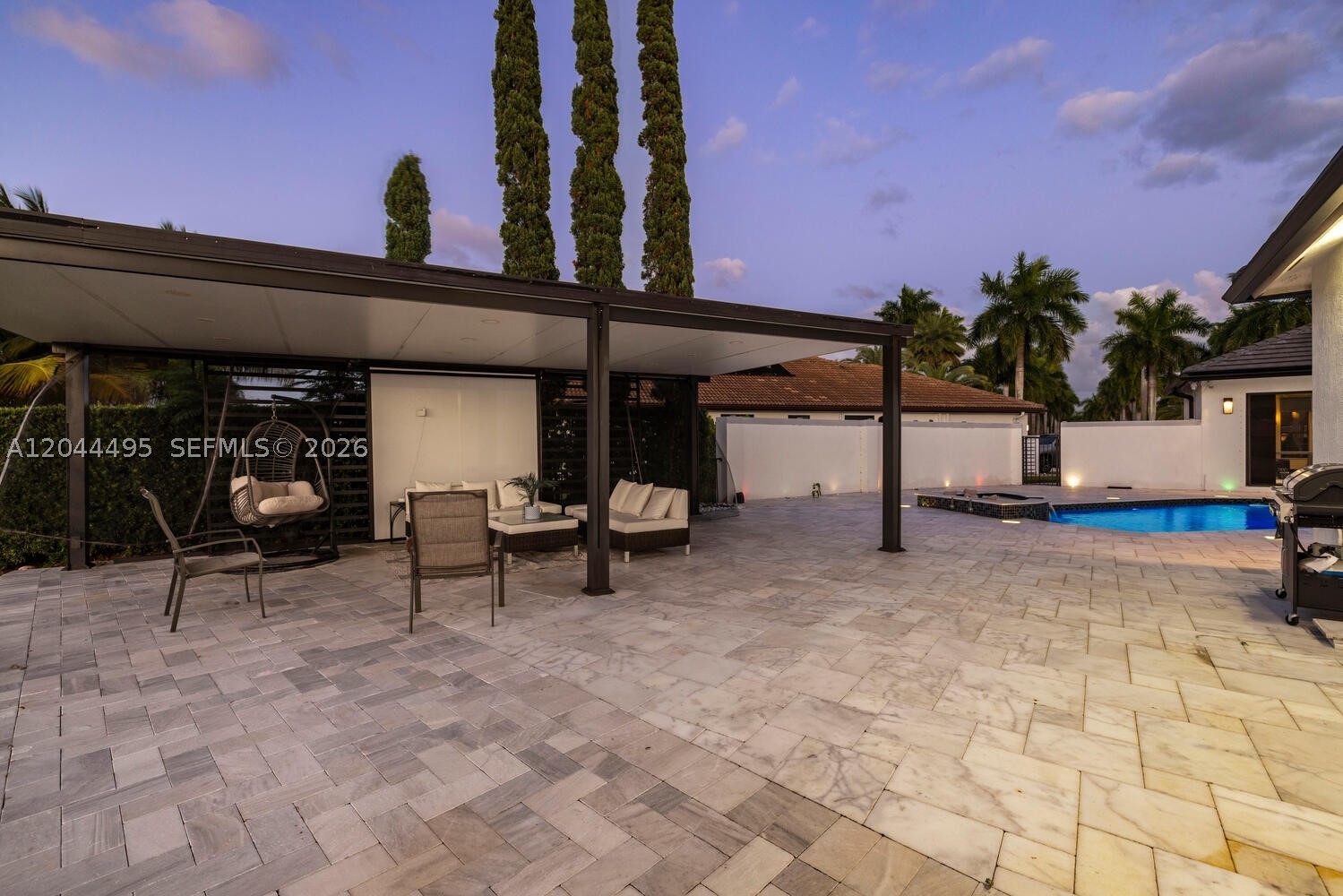 SUNSET LAKES PLAT ONE - Residential