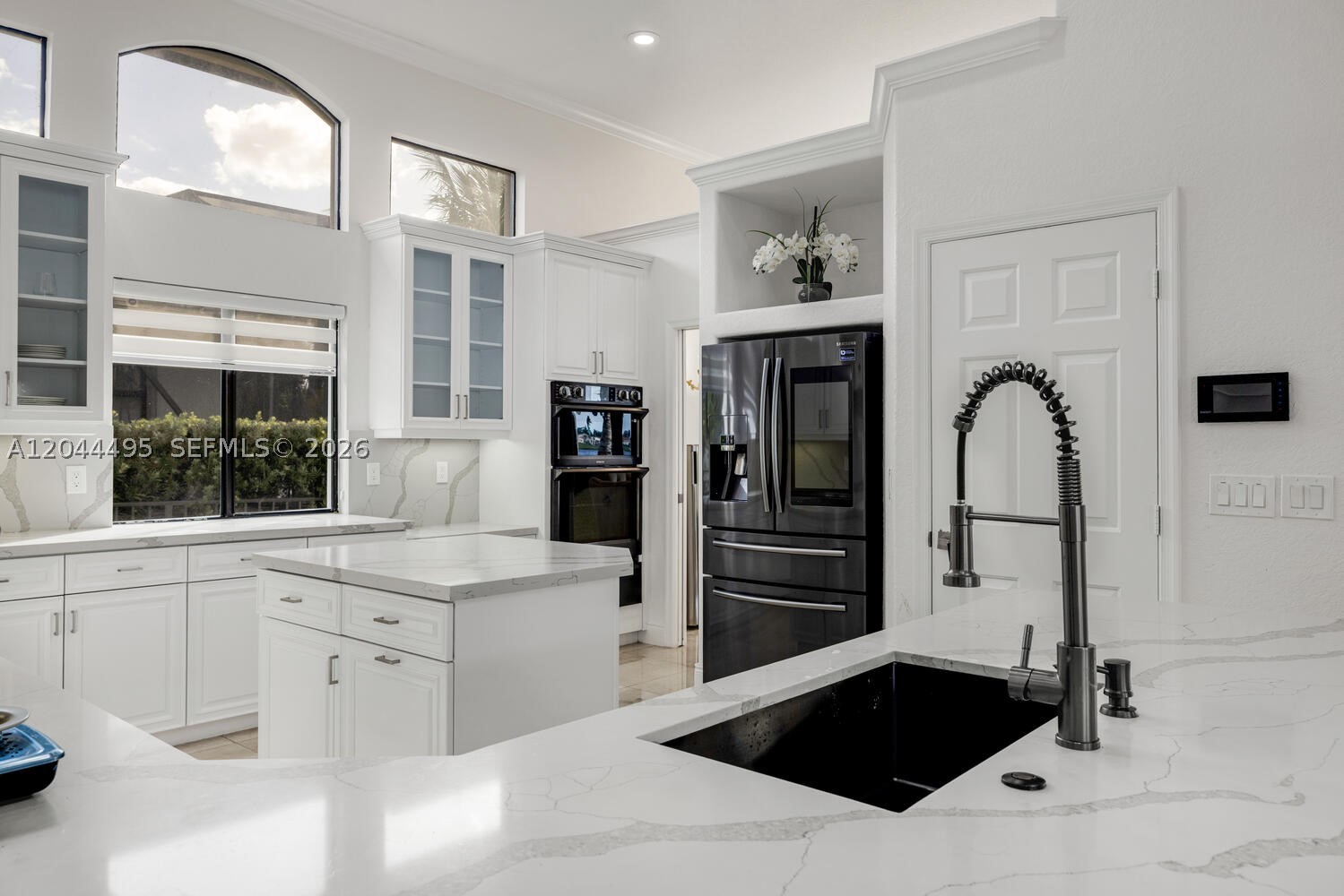 SUNSET LAKES PLAT ONE - Residential