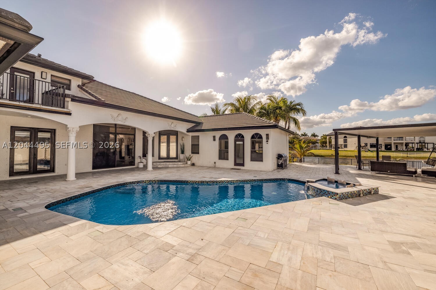 SUNSET LAKES PLAT ONE - Residential