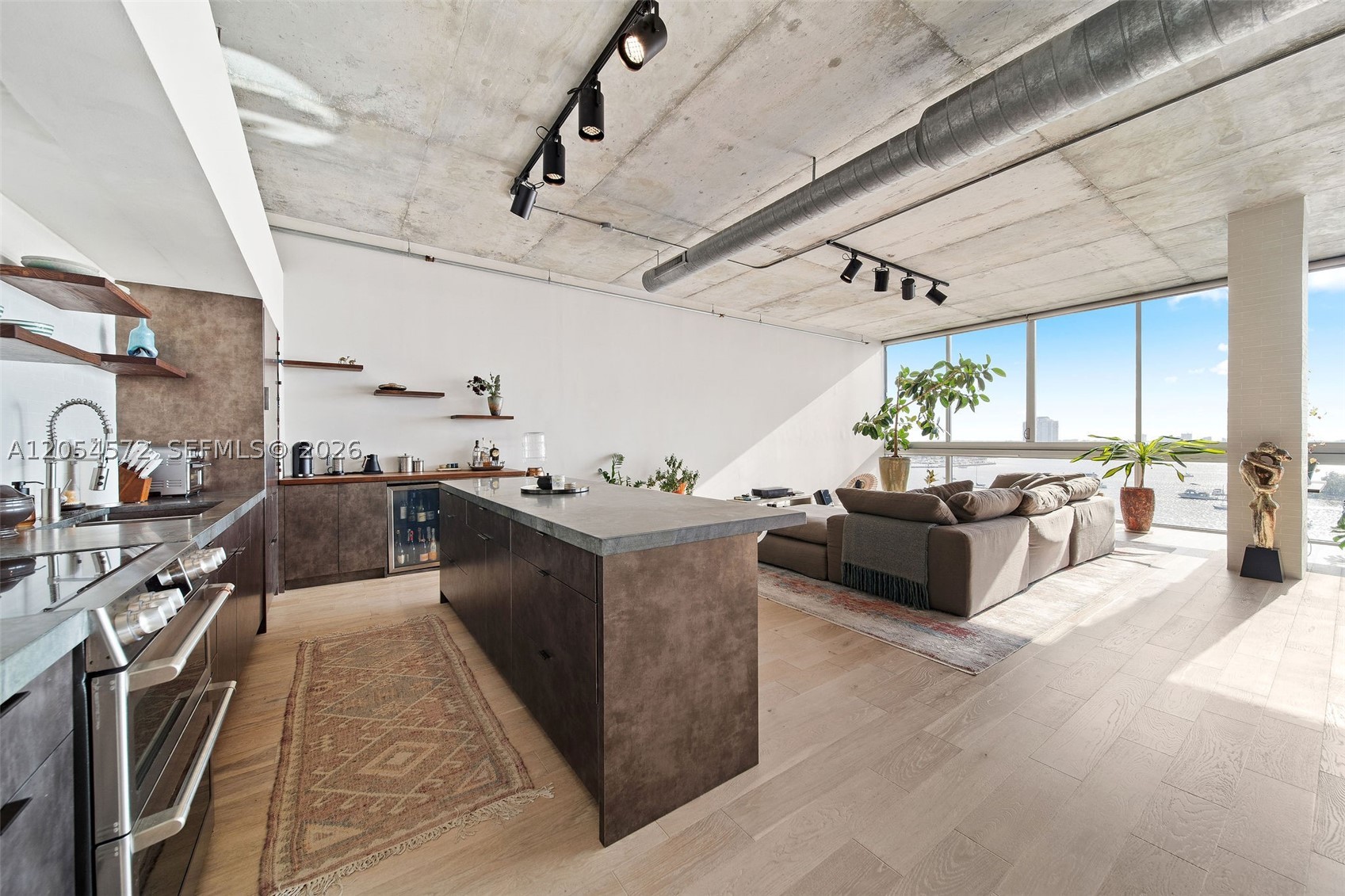 SPACE 01 CONDO - Residential Lease