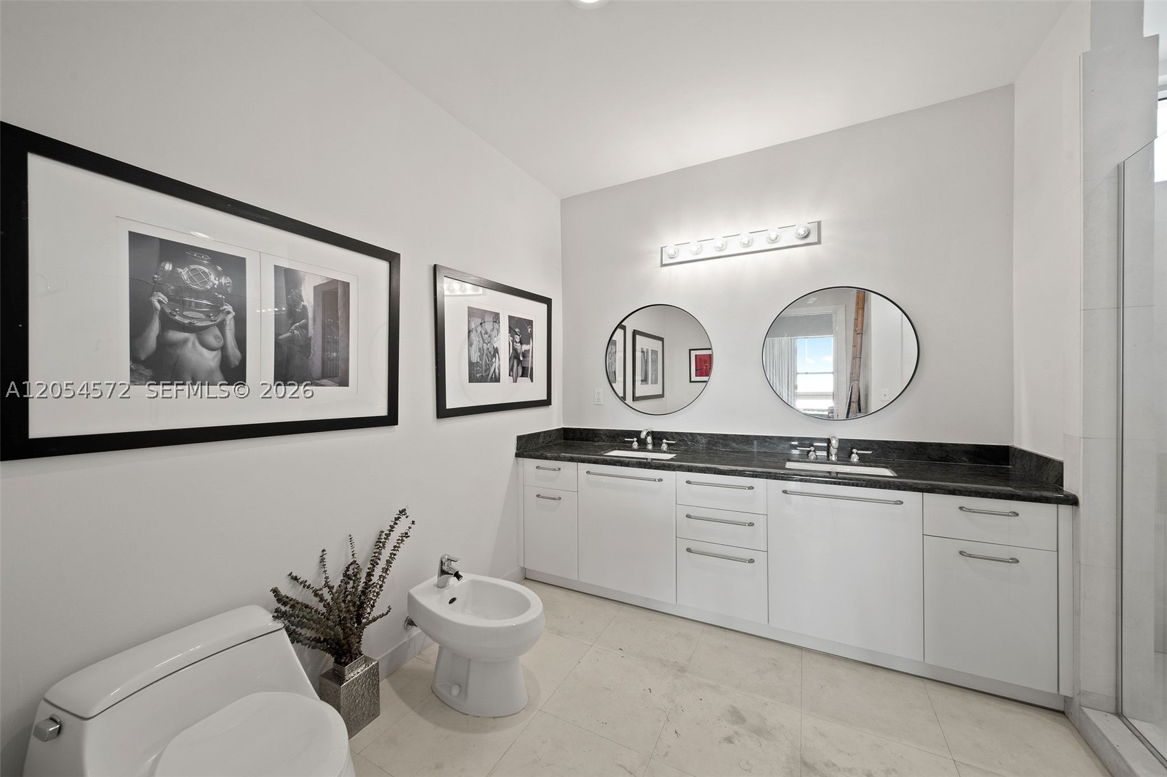 SPACE 01 CONDO - Residential Lease