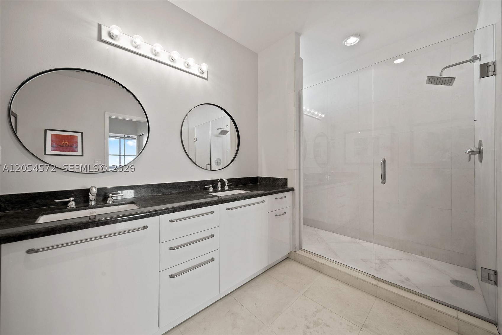 SPACE 01 CONDO - Residential Lease