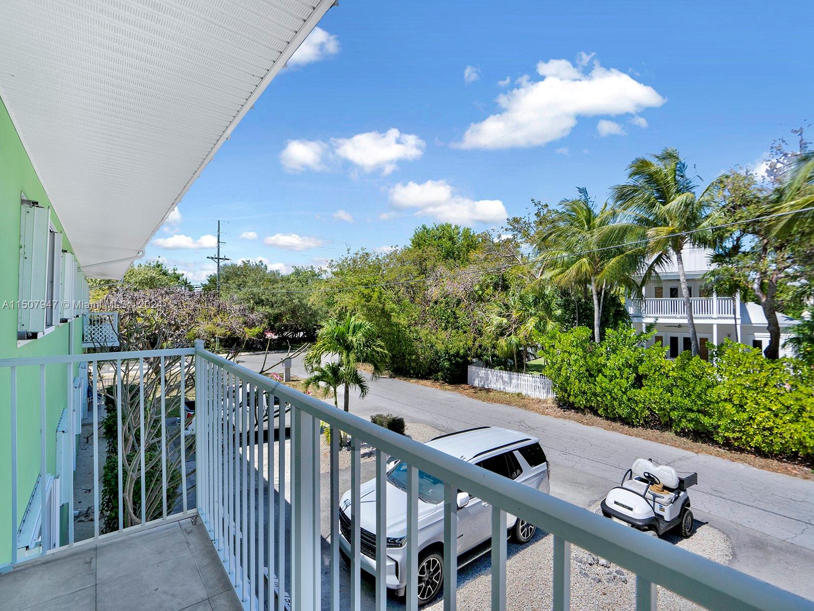 INDIES ISLAND - Residential Lease