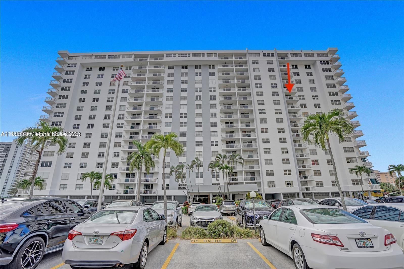 PLAZA TOWERS SOUTH CONDO - Residential