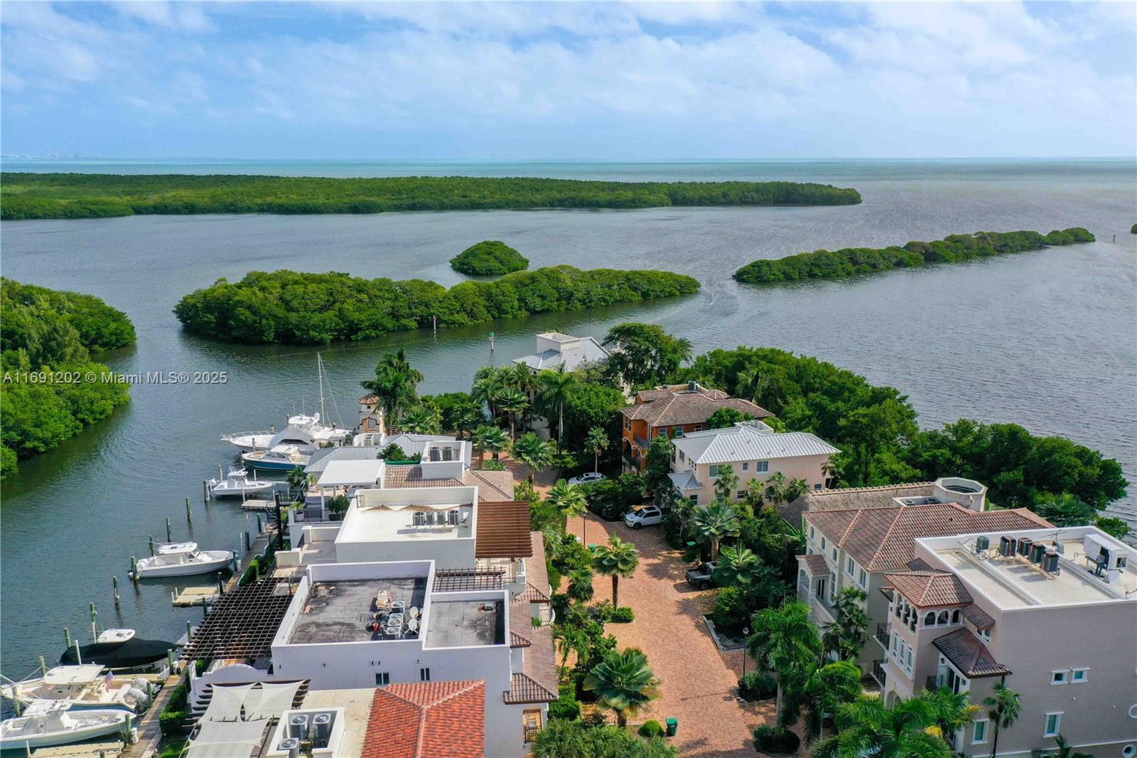 PARADISE POINT 1ST AMENDM - Residential