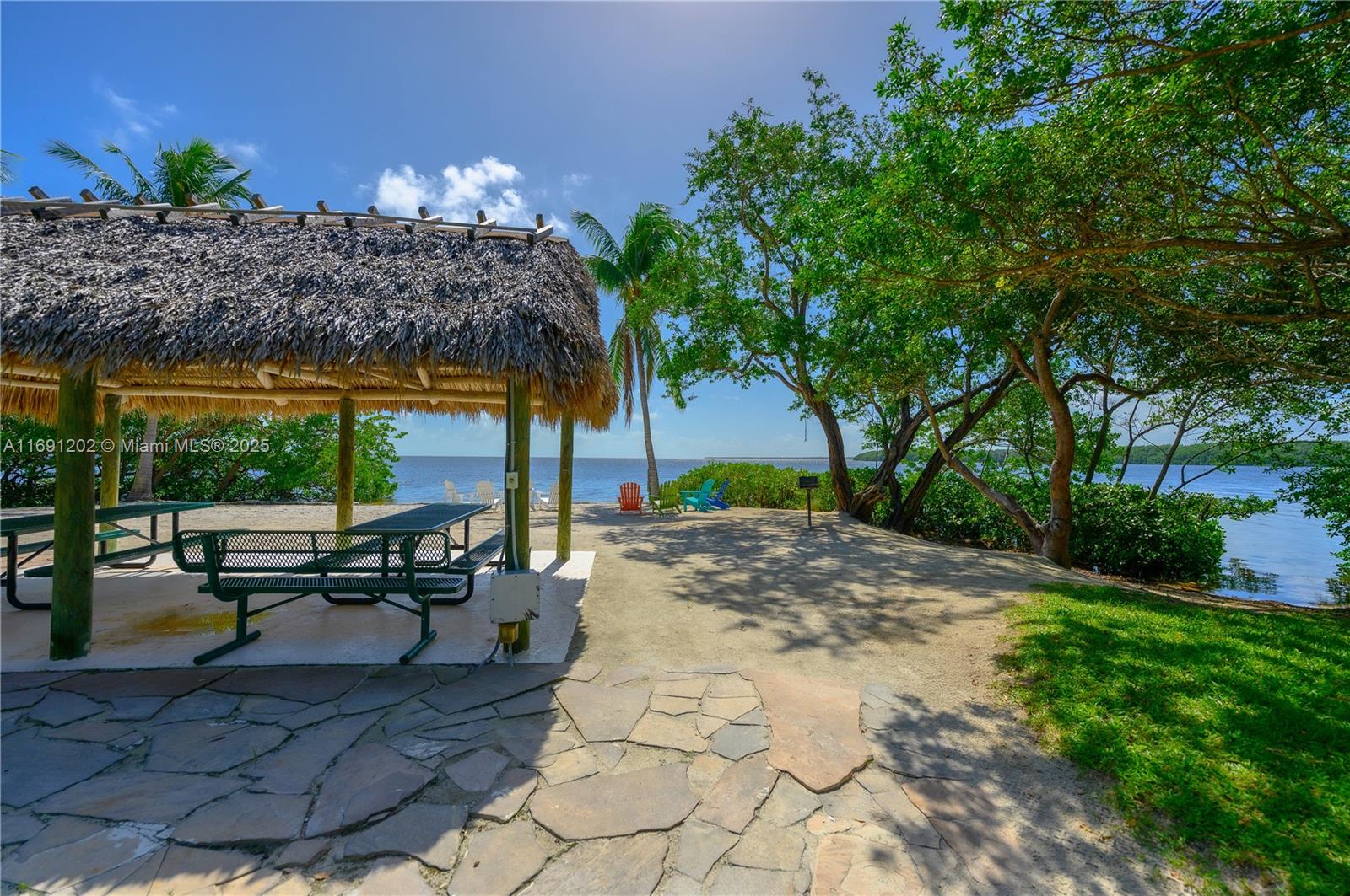 PARADISE POINT 1ST AMENDM - Residential