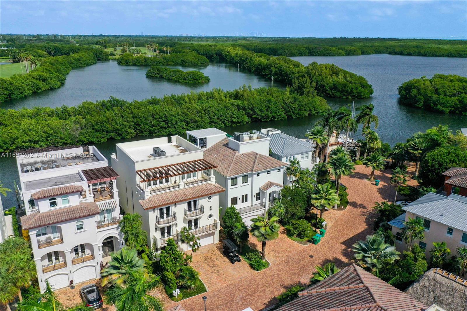 PARADISE POINT 1ST AMENDM - Residential