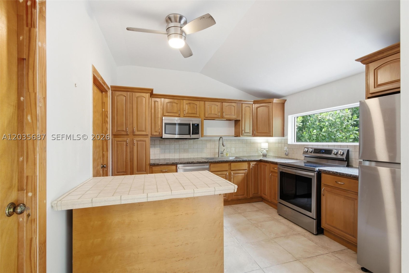 SILVER BLUFF EST SEC C - Residential