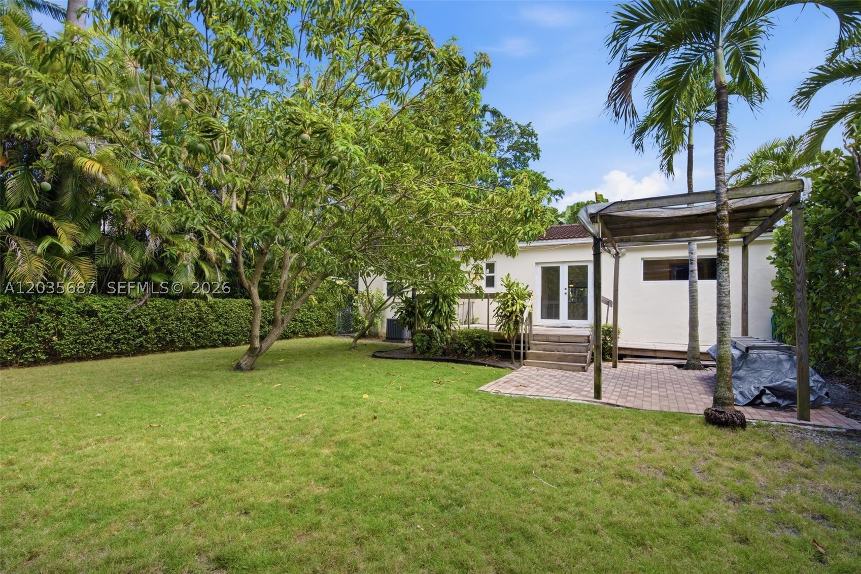 SILVER BLUFF EST SEC C - Residential