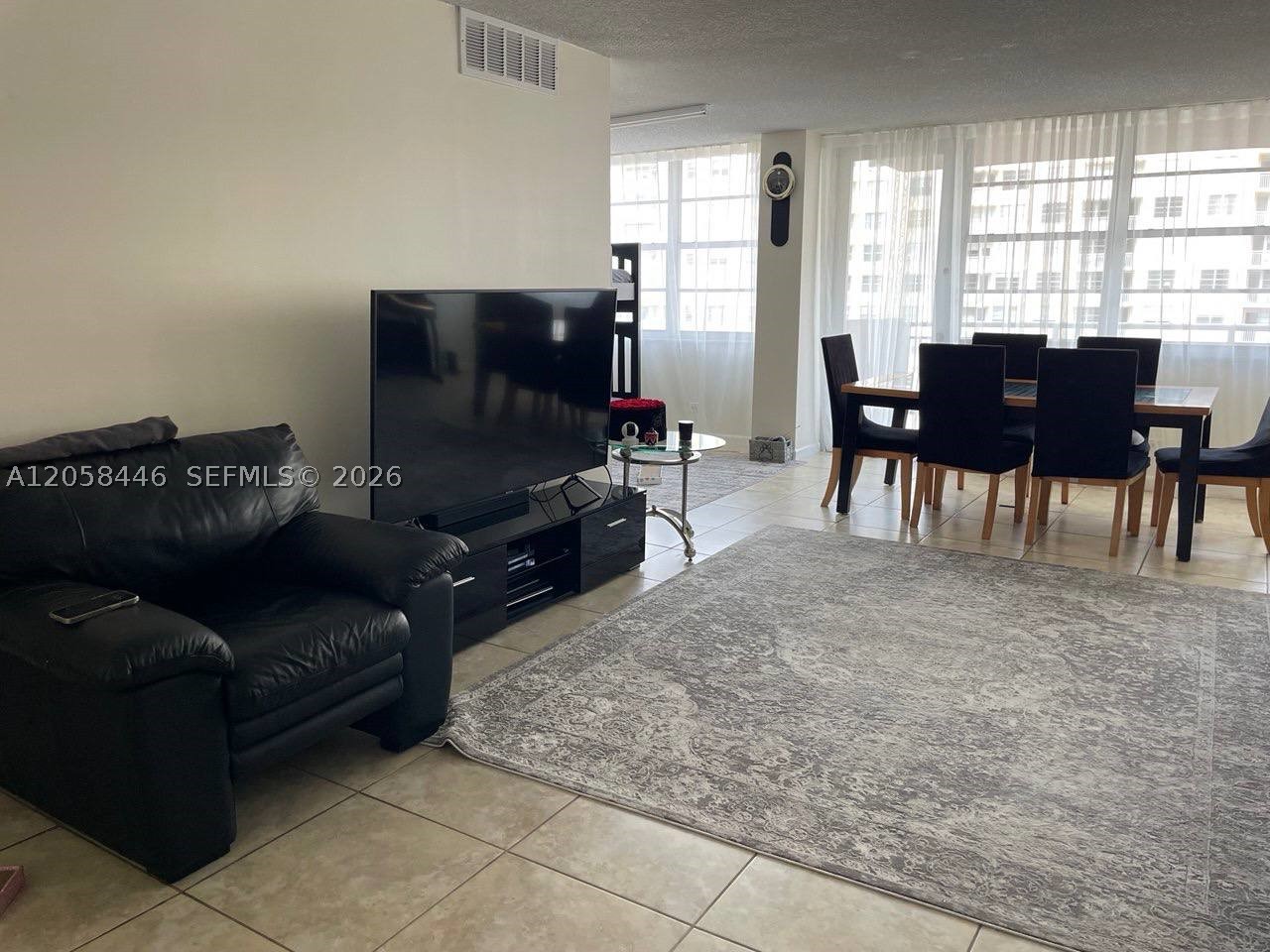 WINSTON TOWERS 100 CONDO - Residential