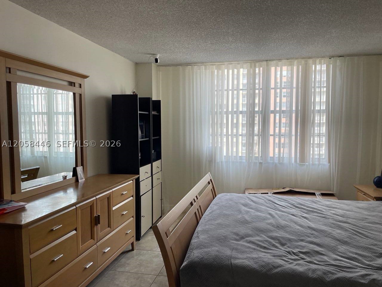 WINSTON TOWERS 100 CONDO - Residential