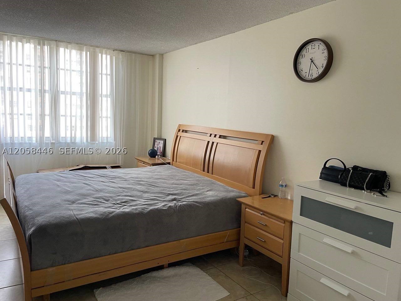 WINSTON TOWERS 100 CONDO - Residential