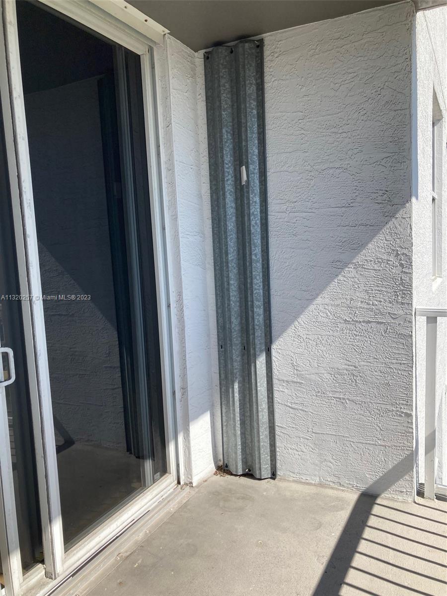 ALTOS DE MIAMI CONDO - Residential Lease