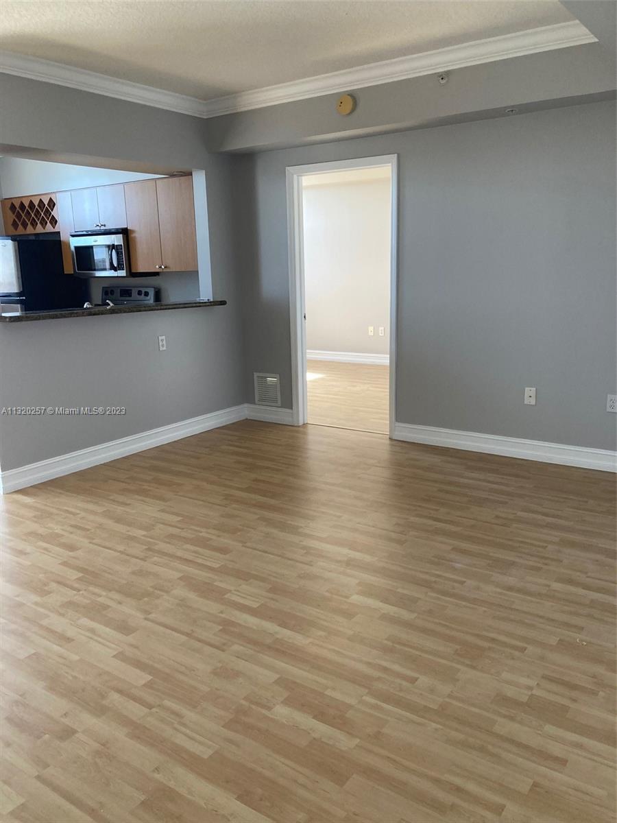 ALTOS DE MIAMI CONDO - Residential Lease