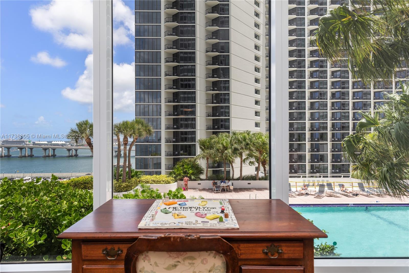 VENETIA CONDO - Residential