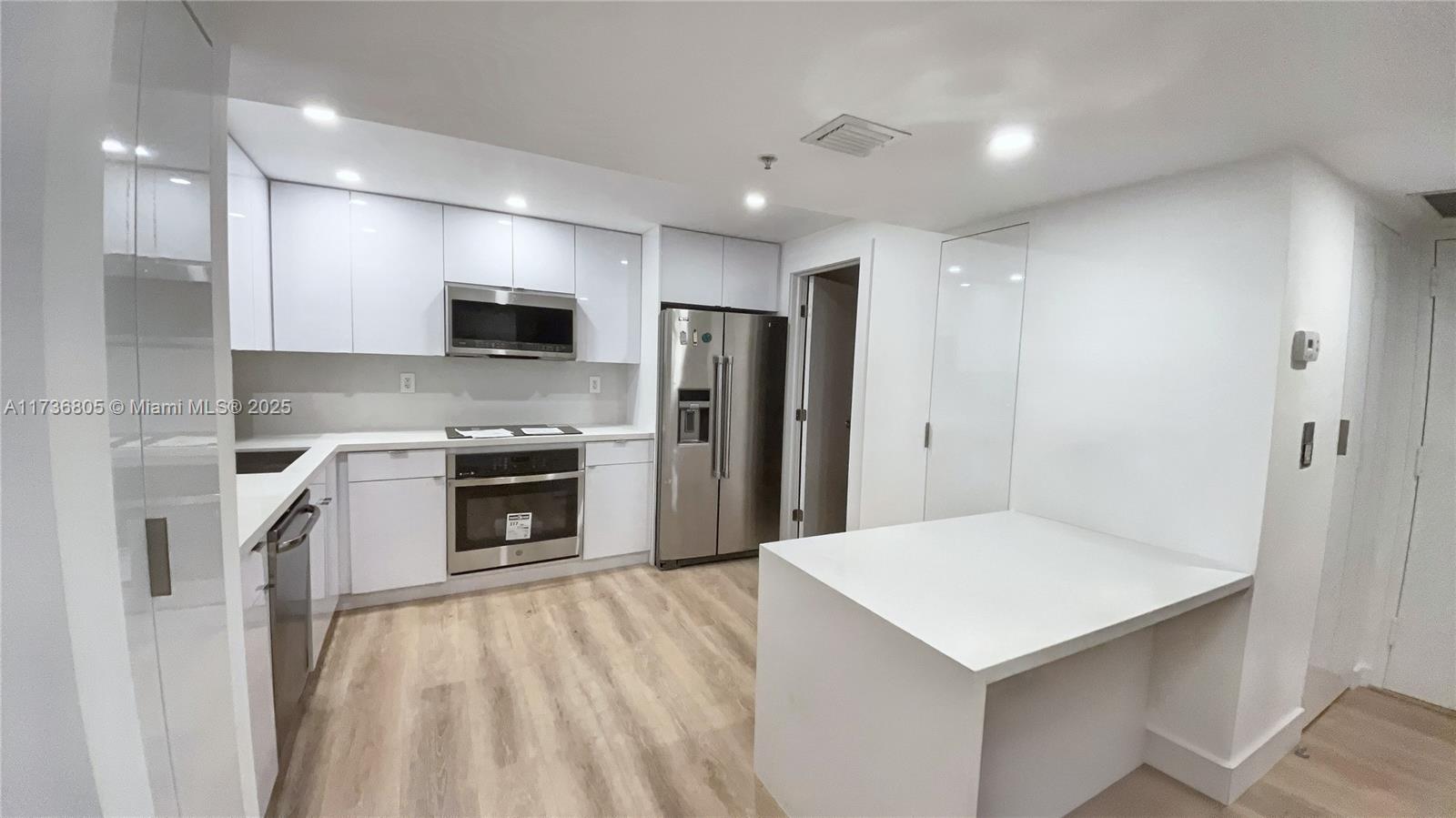 VENETIA CONDO - Residential