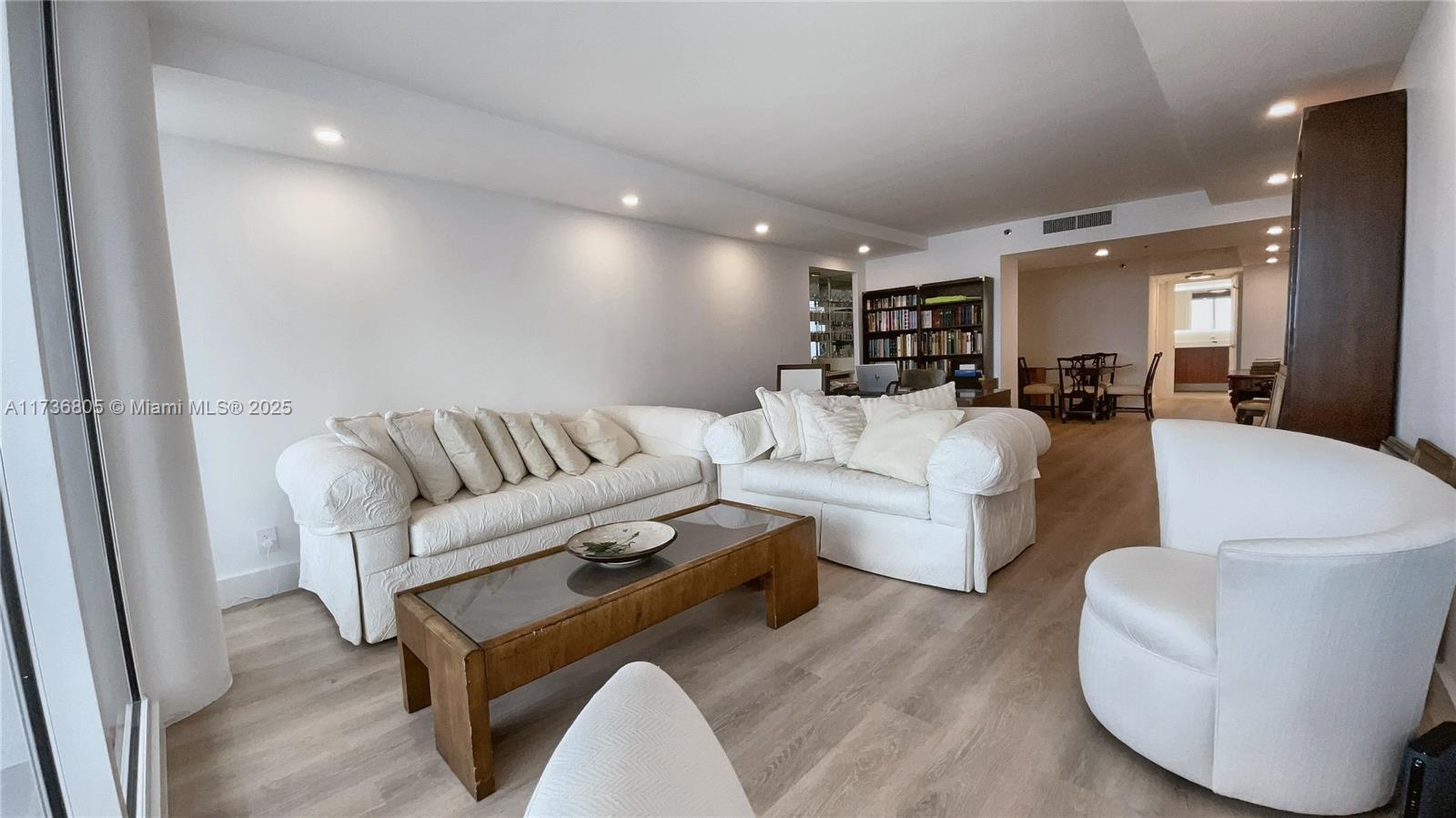 VENETIA CONDO - Residential