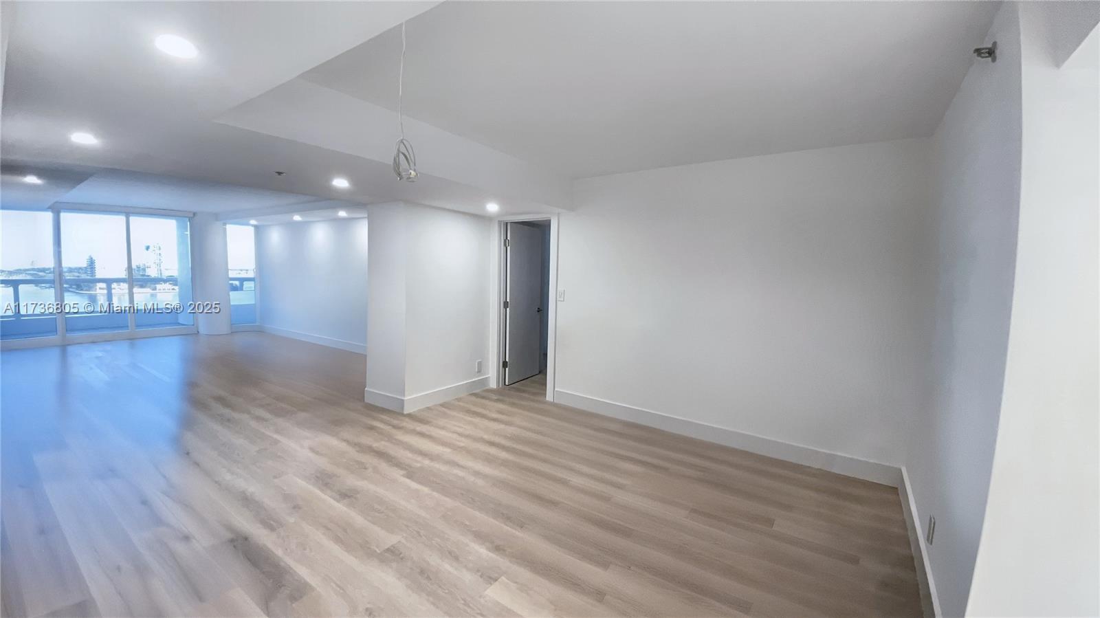 VENETIA CONDO - Residential
