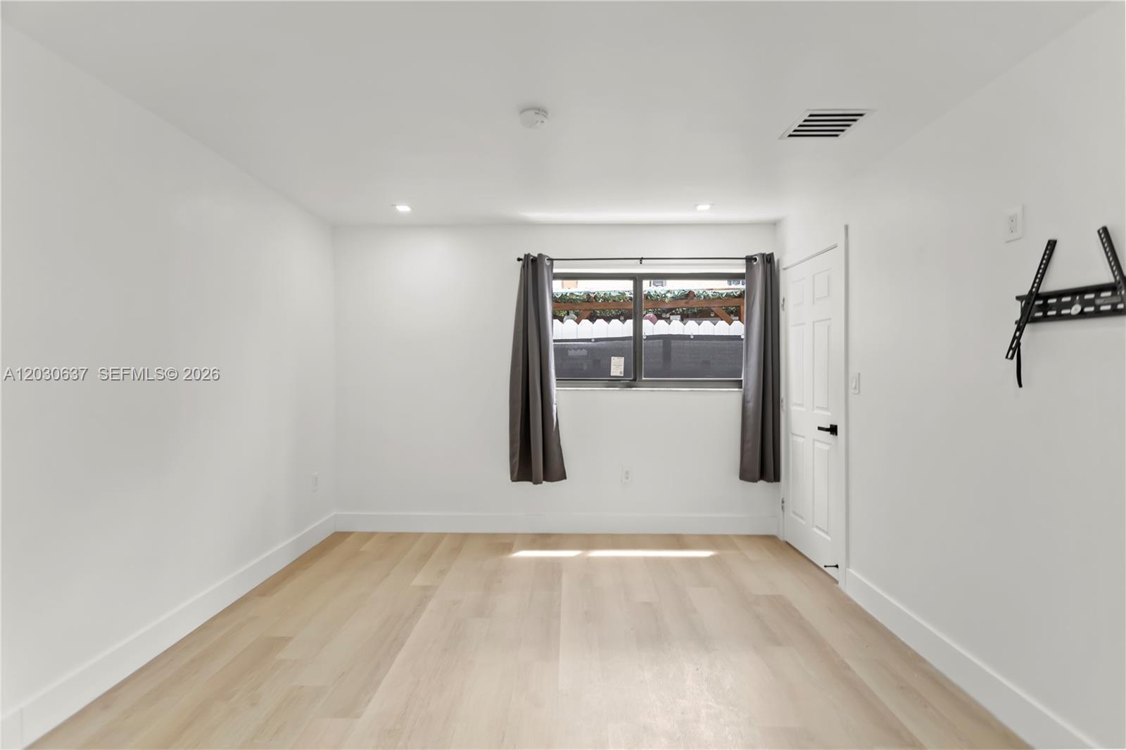 EVERGREEN LAWNS NO 2 - Residential Lease